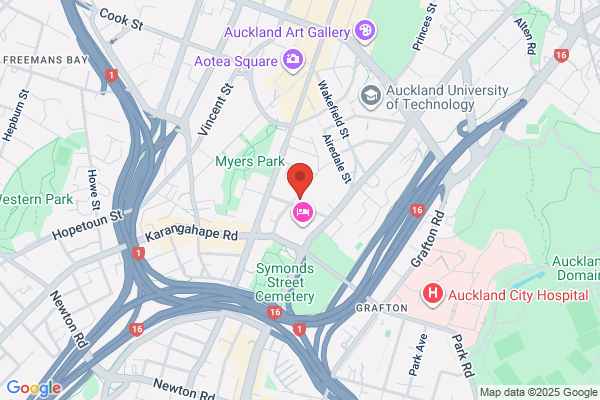 Netwarz Internet & Rio Cafe