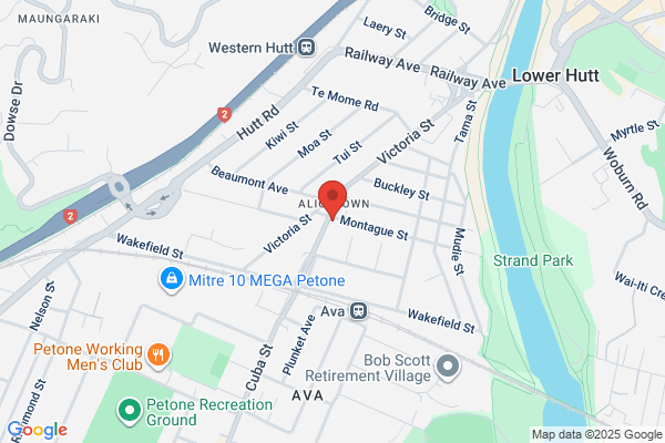 Raven's Nest Antiques